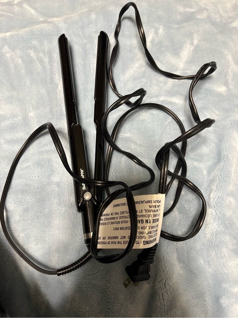 Sleek Black Hair Straightener Flat Iron for Smooth Styling